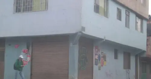 TIENDA DE BARRIO CALLE 61A LA ESPERANZA SUR TIENDA DE BARRIO CALLE 61A LA ESPERANZA SUR